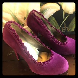 Super fun flirty party heels 👠